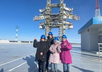 Ребятам из детского дома Свободного подарили экскурсию на космодром Восточный