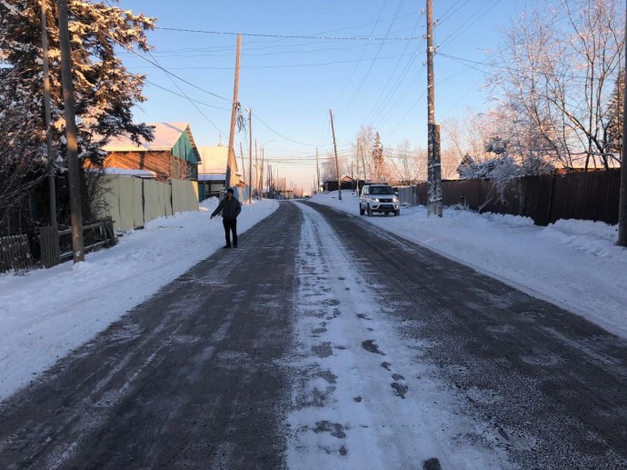 В Усть-Майском районе Якутии водитель внедорожника наехал на ребенка