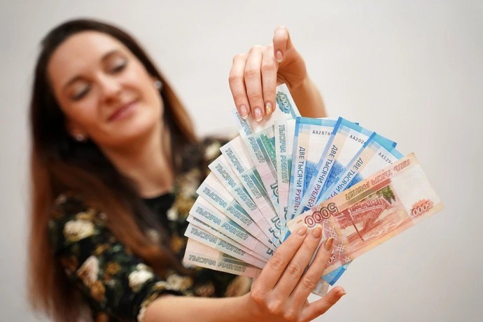 Уровень бедности в России обновил исторический минимум Уровень бедности в России обновил исторический минимум