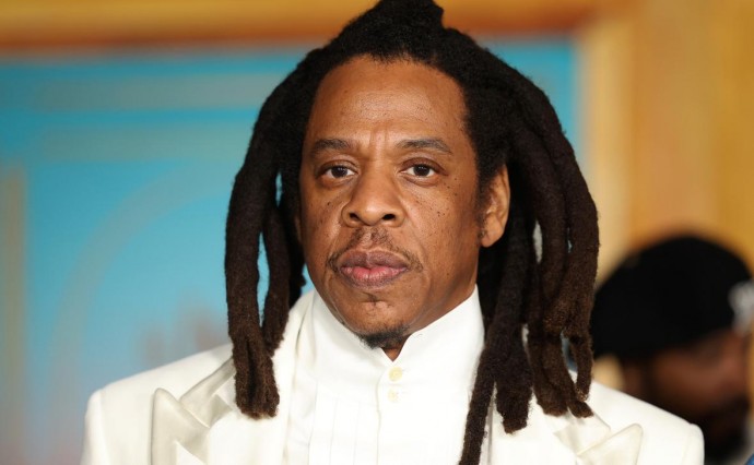 Самого богатого рэпера в мире Jay-Z обвинили в изнасиловании 13-летней девочки в компании с P. Diddy Самого богатого рэпера в мире Jay-Z обвинили в изнасиловании 13-летней девочки в компании с P. Diddy