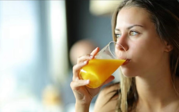 Два стакана апельсинового фреша в день на протяжении двух месяцев улучшают работу сердца