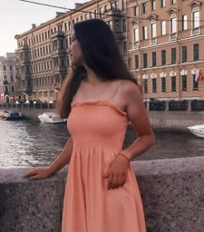 Оля Любавина