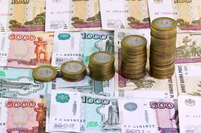 МРОТ предложили повысить до 34 тысяч рублей МРОТ предложили повысить до 34 тысяч рублей